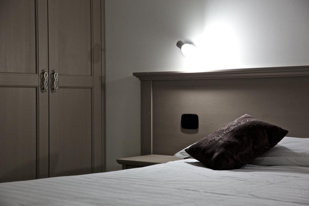 Hotel Abete Rosso à Rabbi Chambre photo