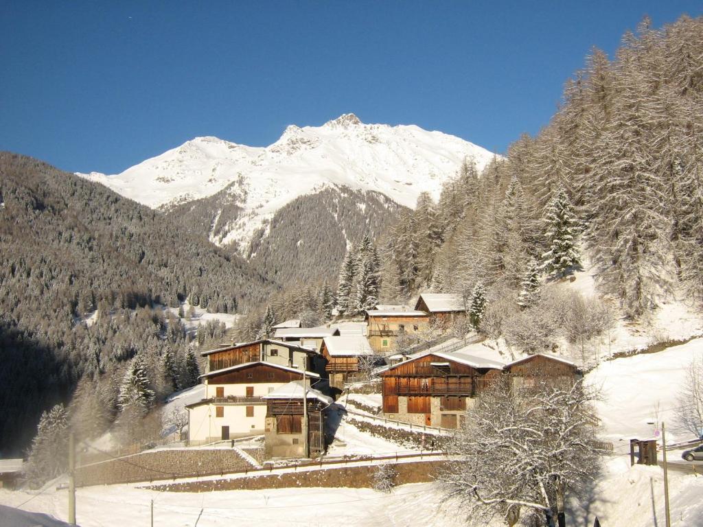 Hotel Abete Rosso à Rabbi Extérieur photo